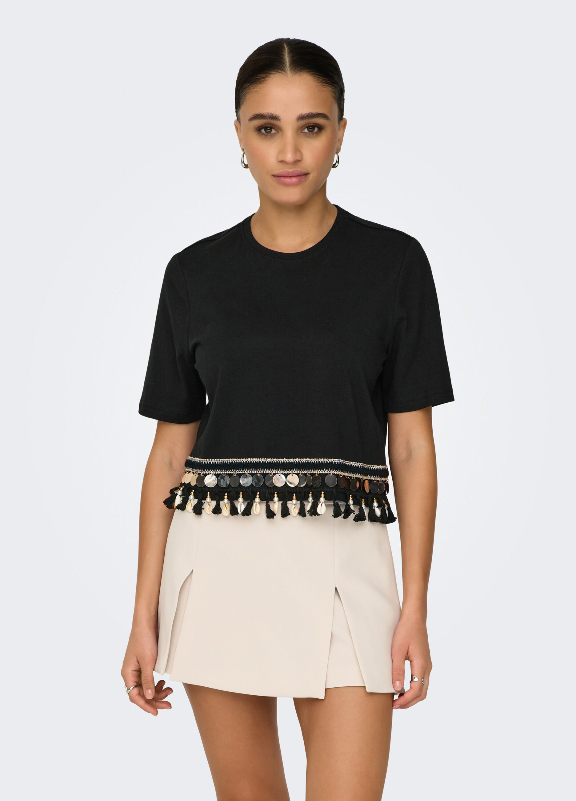 T-shirt con applicazioni donna_2