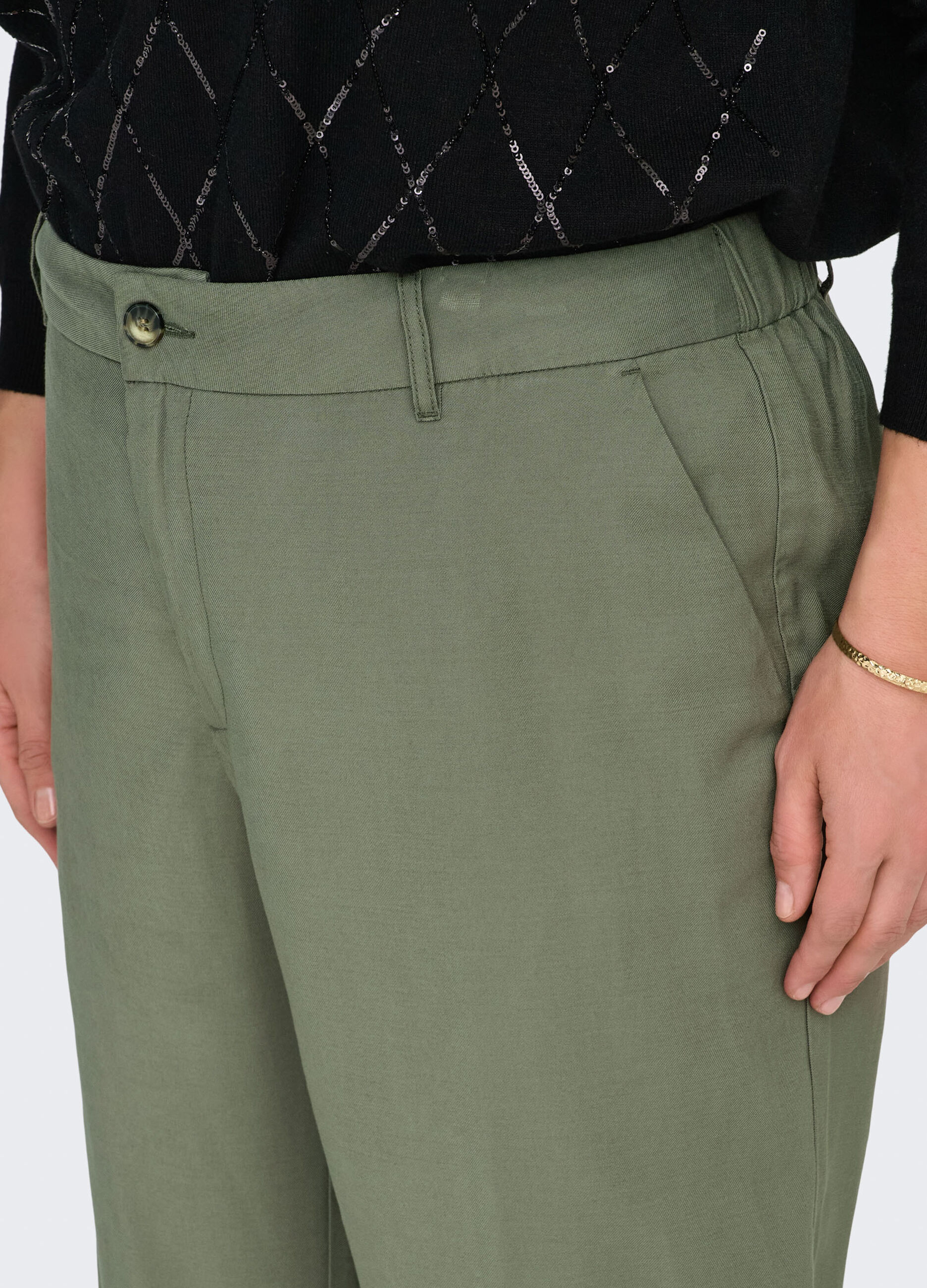 Pantaloni straight fit_3