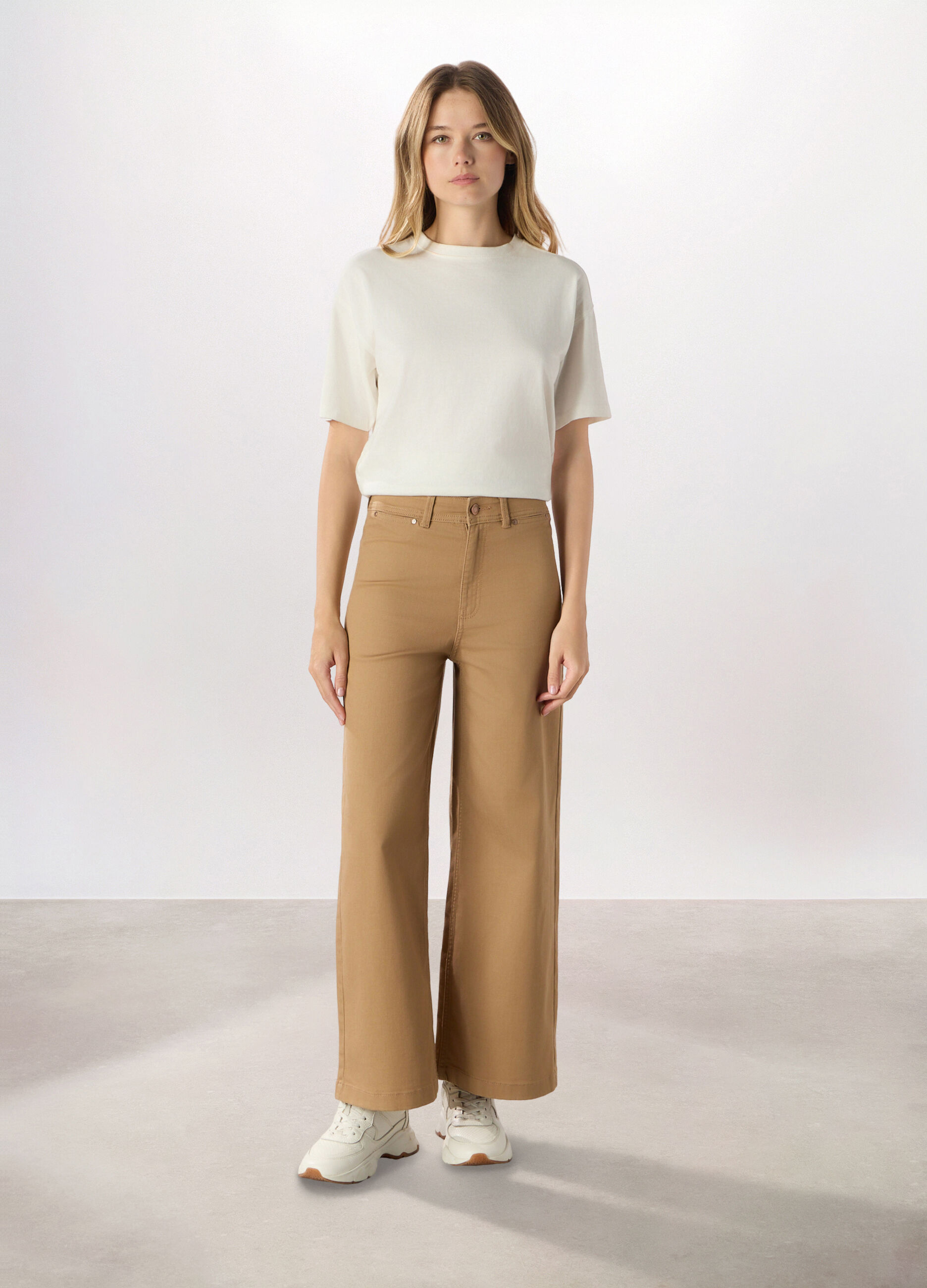 Pantaloni wide leg in denim misto cotone donna_0