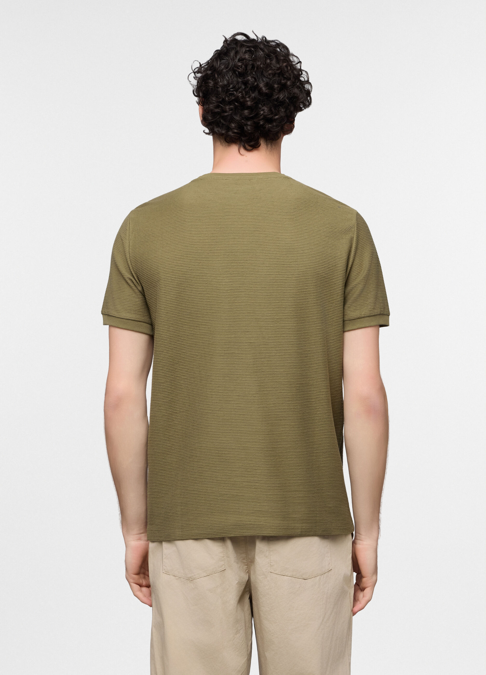 T-shirt girocollo in maglia uomo_1
