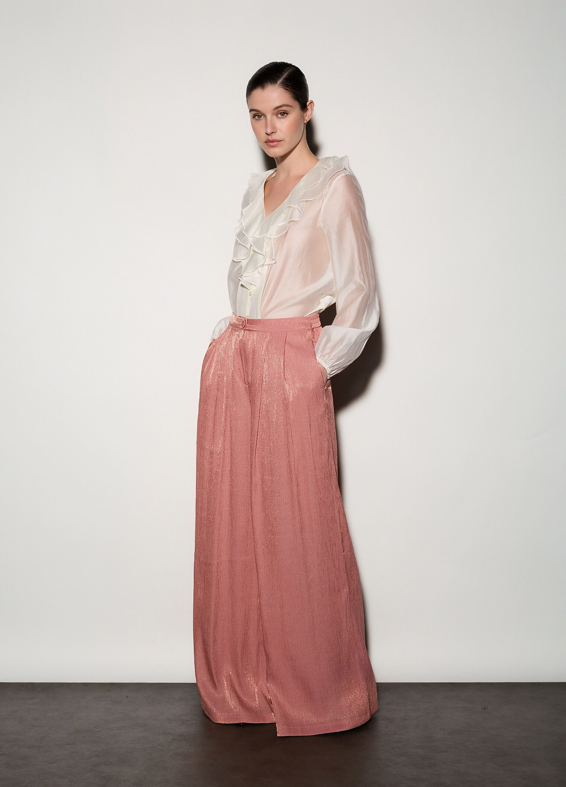 Camicia con scollo a V e rouches donna_0