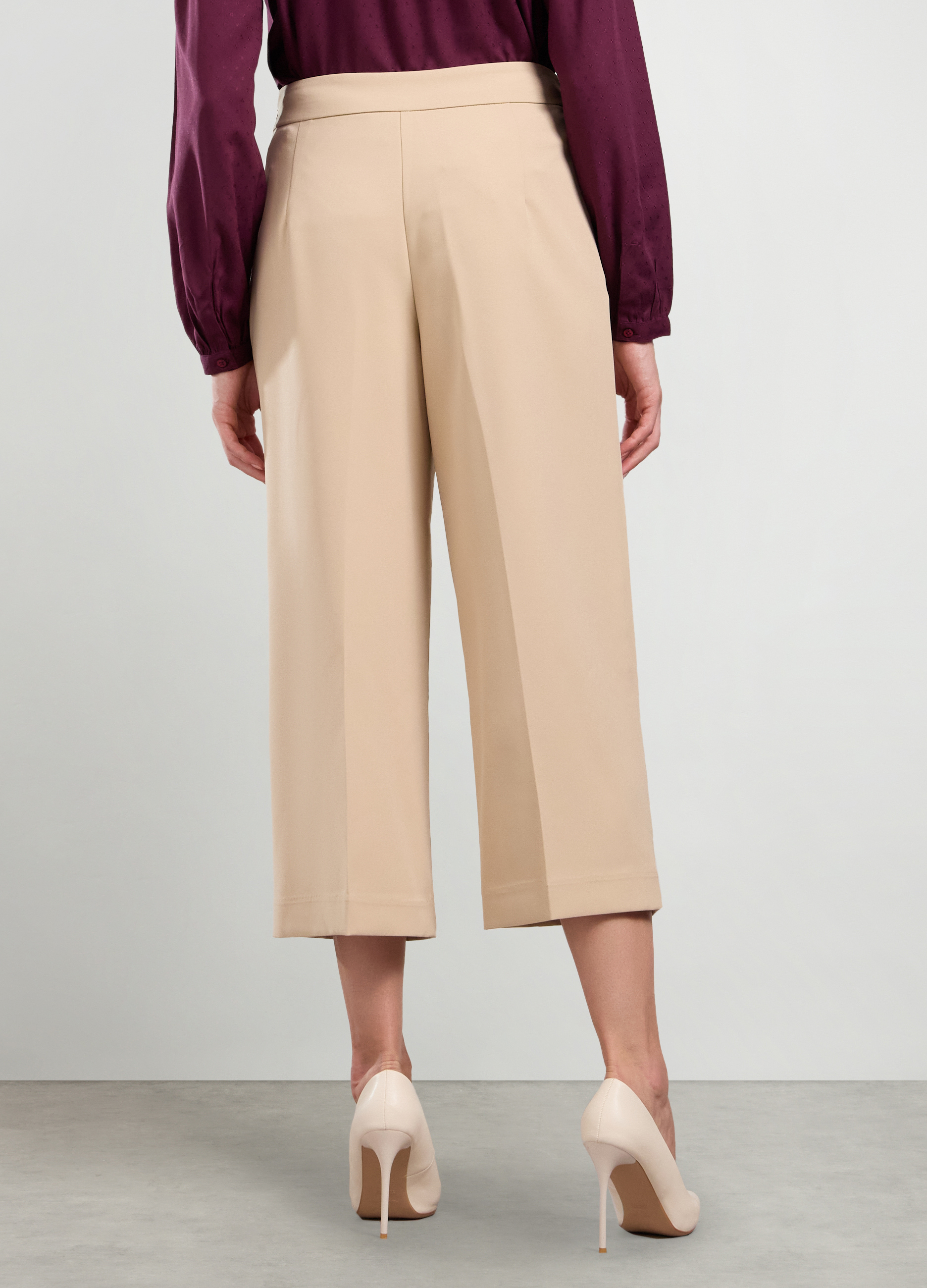 Upim, Pantaloni Cropped In Tessuto Stretch Donna, Beige Chiaro, Taglia: Xxl-image