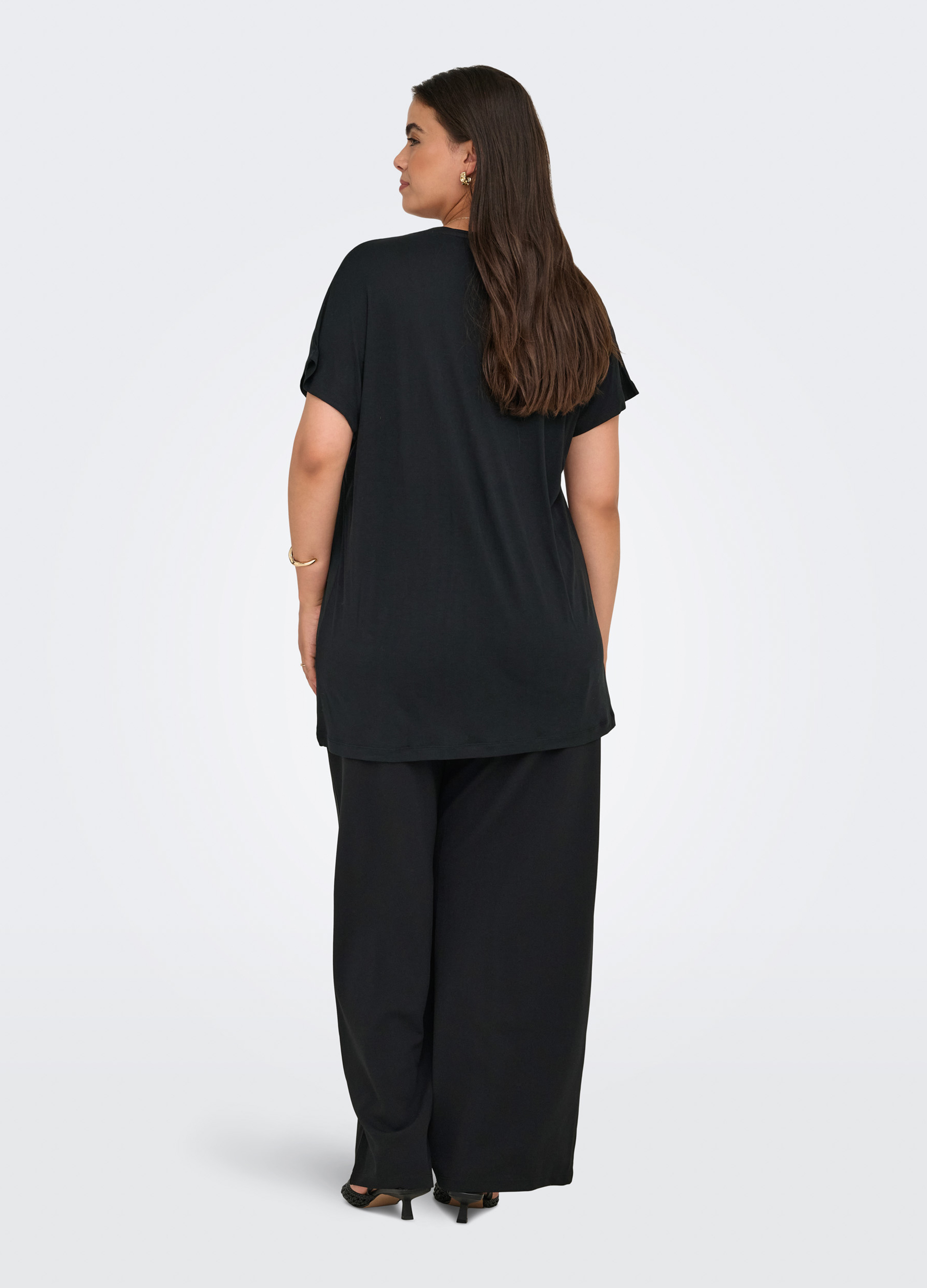 Upim, T-Shirt A Maniche Corte Con Scollo A V, Unisex, Nero, Taglia: S-image