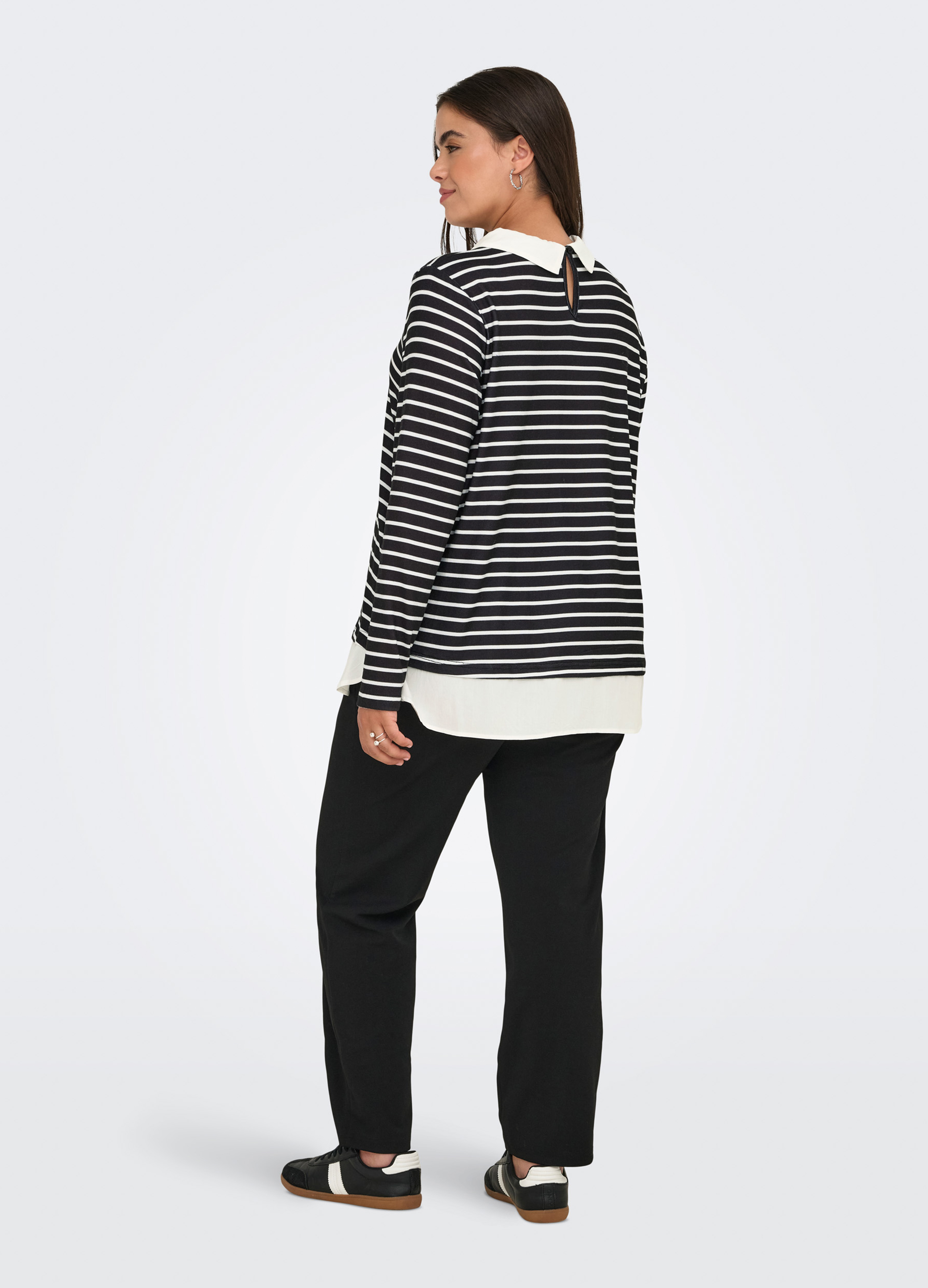 Upim, Top A Maniche Lunghe Loose Fit, Unisex, Bianco/Nero, Taglia: M-image